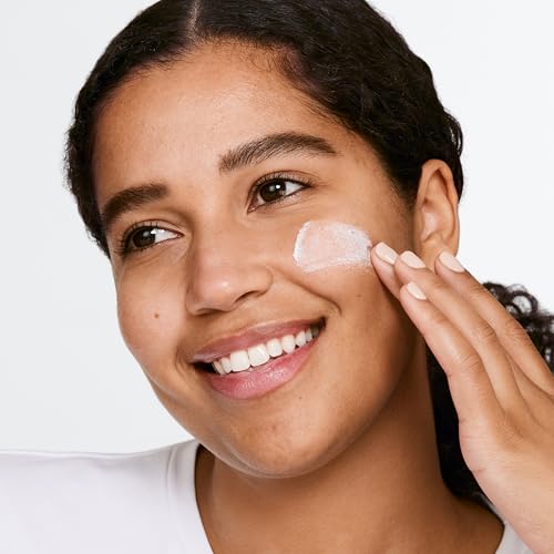 Buy now Clinique Exfoliating Face Scrub With Salicylic Acid For Oily Skin Types | Refreshing + Refining, 3.4 Fl Oz at indiglob india
