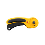 OLFA 45mm Ergonomic Squeeze-Handle Rotary Cutter (RTY-2/DX) - Auto-Retract