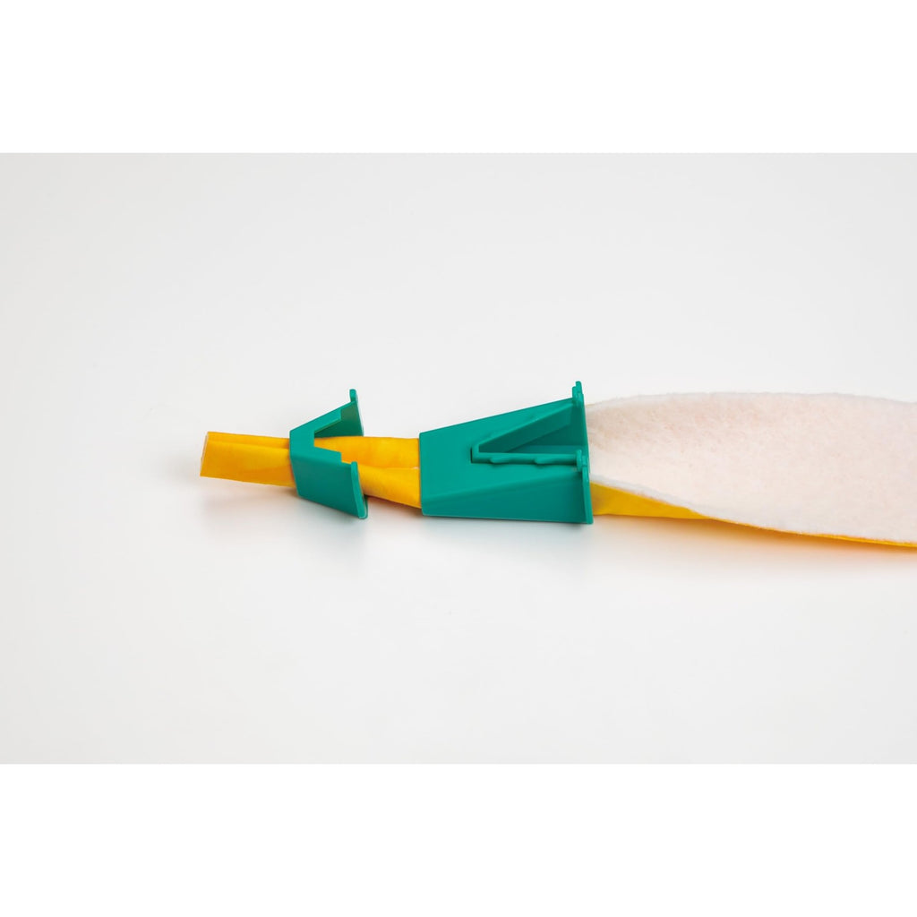 Clover Needlecraft Inc Fabric Tube Maker, Green