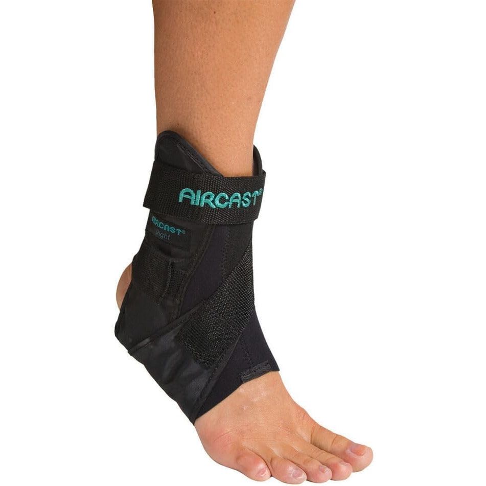 Buy now Aircast AirSport Ankle Support Brace, Right Foot, Medium Large (Pack of 1) Left Foot at indiglob india