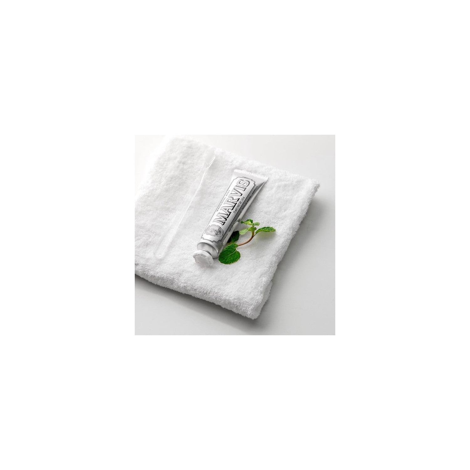 Buy now Marvis Whitening Mint Toothpaste at indiglob india