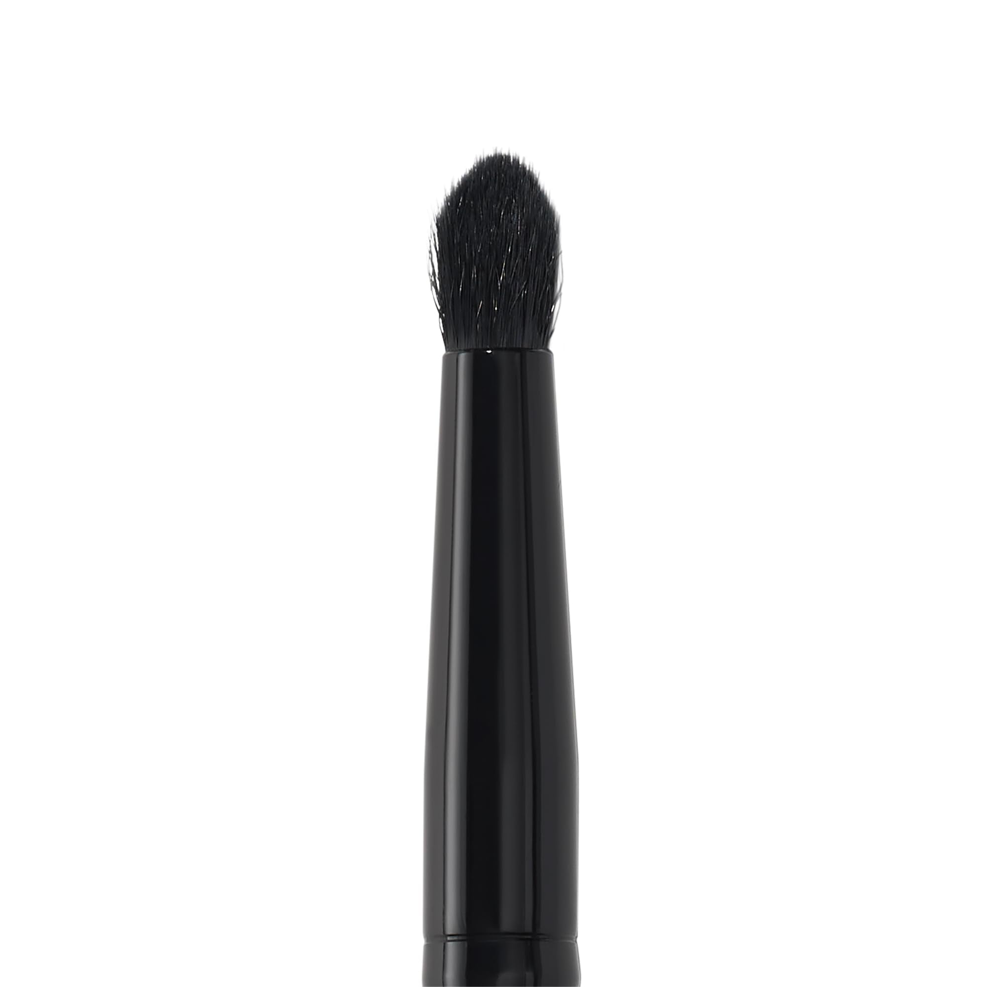Buy now e.l.f. Smudge 'N Smoke Eyeliner Brush, Multi-Use Eyeshadow & Eyeliner Brush For Creating A Perfect Smoky Eye, Vegan & Cruelty-Free at indiglob india