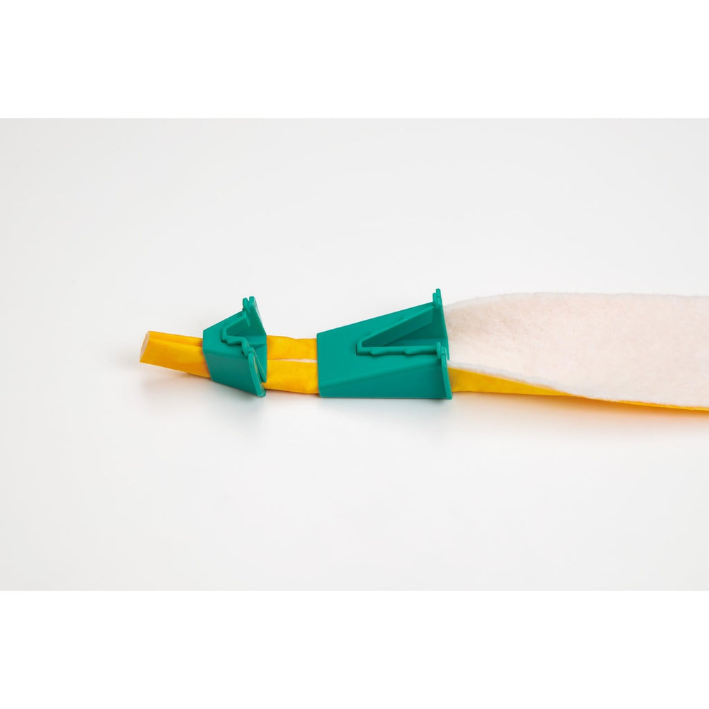Clover Needlecraft Inc Fabric Tube Maker, Green