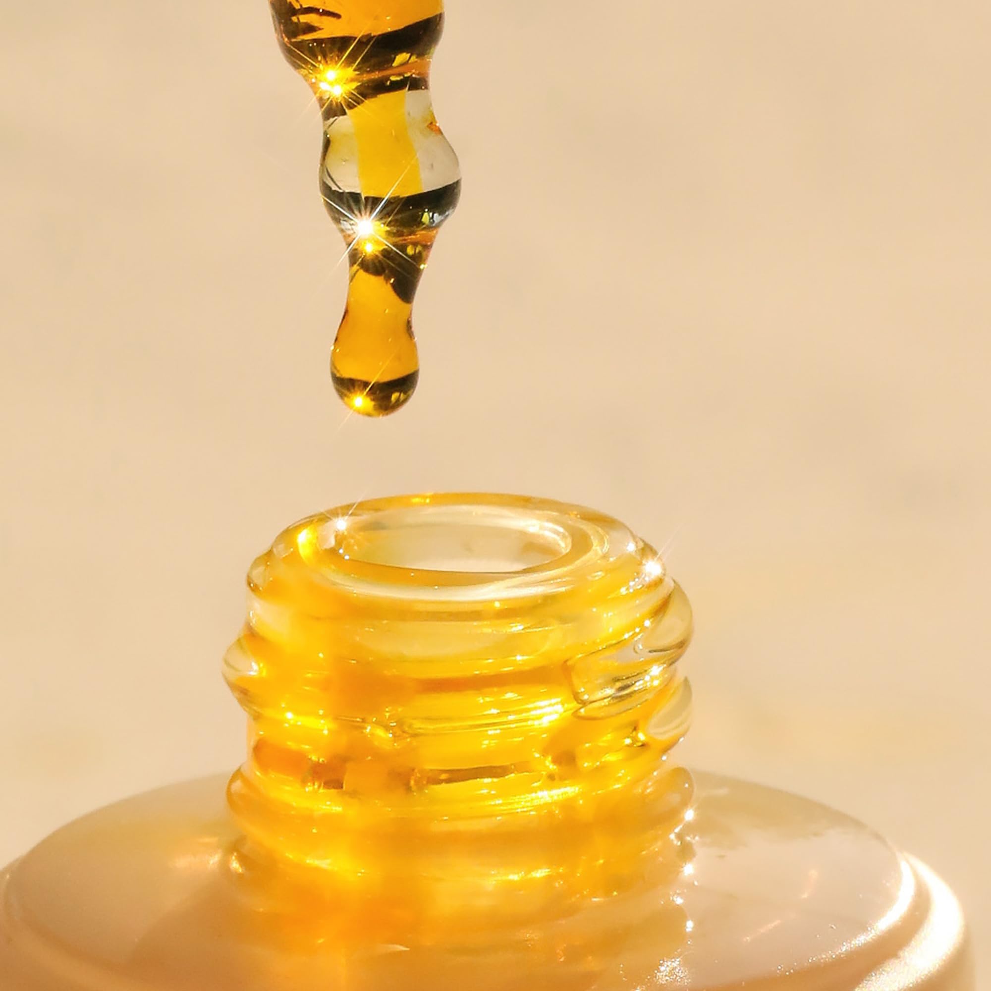 Buy now Summer Fridays Heavenly Sixteen Face Oil - All-In-One Hydrating Face Oil for Dry Skin - Made with a Restorative Blend of 16 Non-Comedogenic Oils to Help Condition and Plump Skin (1 Fl Oz) at indiglob india