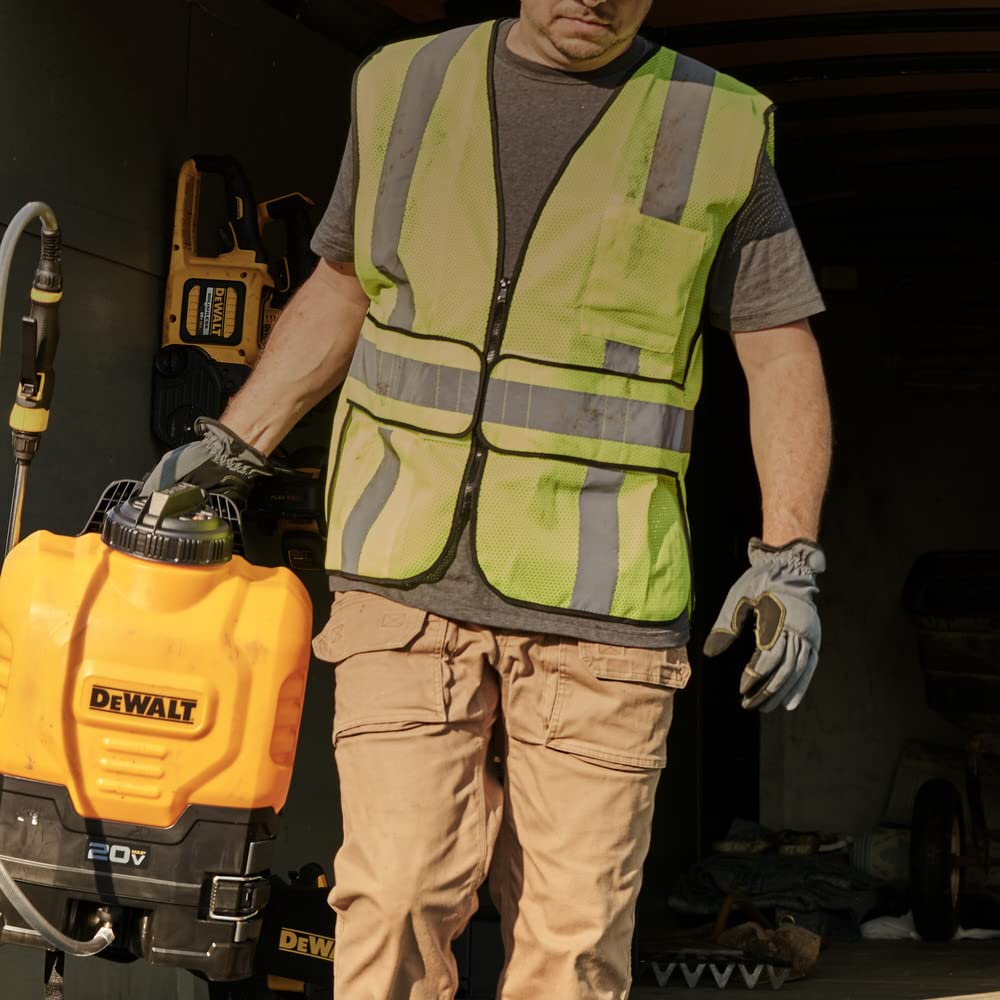 DEWALT Lithium-Ion Powered Battery Backpack Sprayer DXSP190681
