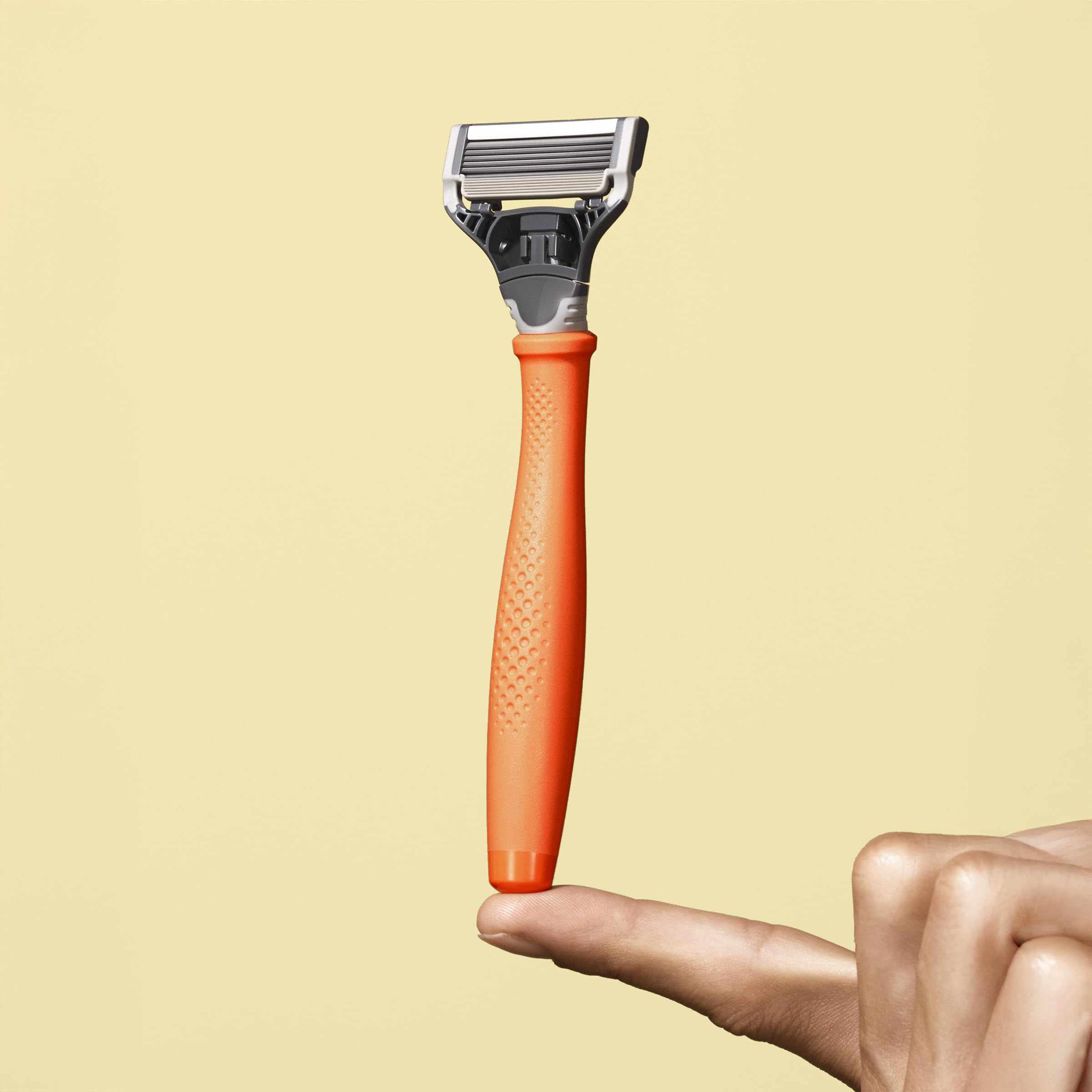 Harry's Original Shaving Kit for Men - Razor Handle, 15 Razor Blade Refills, and Travel Blade Cover - German Engineered - Orange