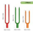150 Pcs Reusable U-Shaped Plastic Garden pins Serve as Secure Anchor Clips for Plant cuttings, Effectively Supporting Strawberry Runners and Vines to Promote Rooting.