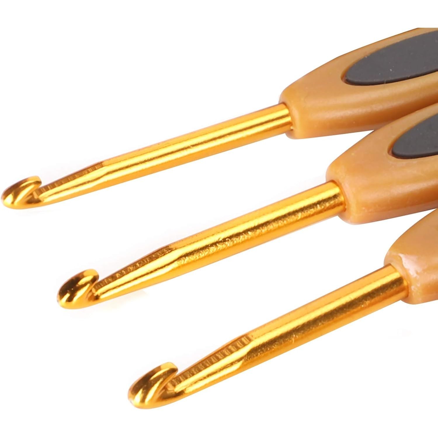 Buy now 8 Sizes Crochet Hooks Set,Ergonomic Crochet Hooks with Soft Rubber Handles and Number Marks for Grandmothers,Moms,Children,Beginners or Advanced Crochet Lovers at indiglob india