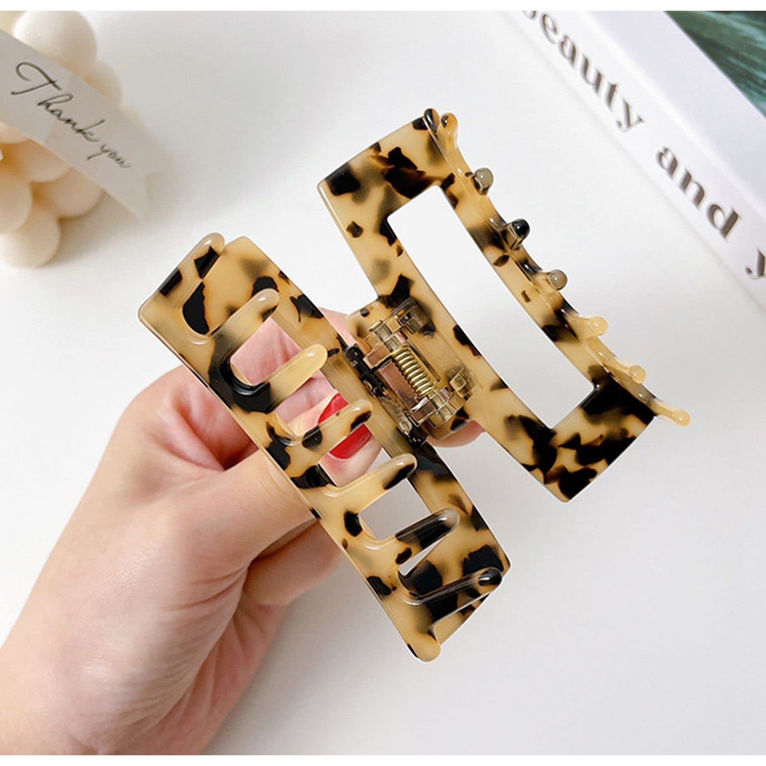 4Pcs Hair Claw Clips, Acetate Hair Banana Barrettes, French Butterfly Jaw | Hair Clips, Mermaid Color Crab Hairpin, Leopard Print Stylish Hair Accessories for Women Girls
