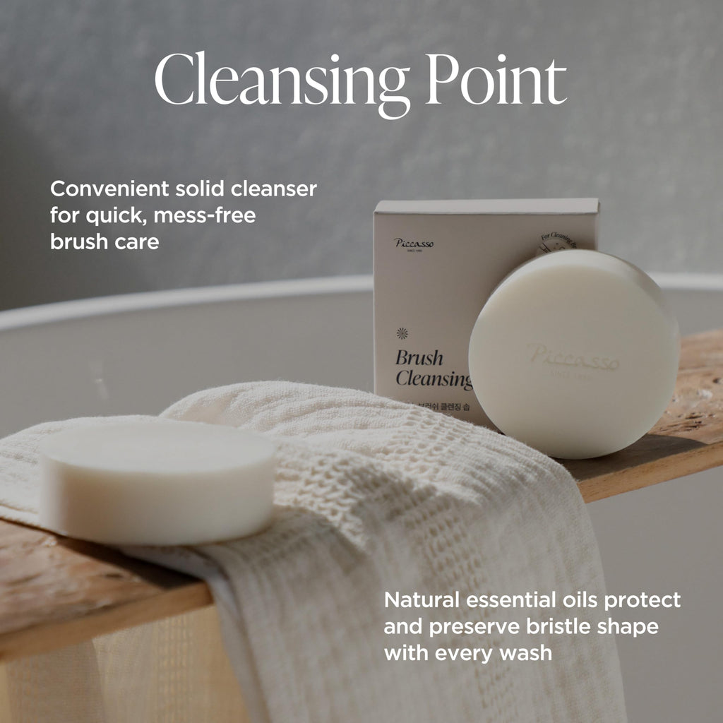 Piccasso Brush Cleaner Soap with Case & Cleaning Mat, Solid Makeup Brush Cleaner and Cleanser for Makeup Brushes, Gentle Deep Cleaning Brush Soap for Sponges, Puffs & Makeup Applicators, Made in Korea