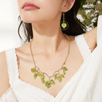 Pandahall 320 Pcs Green Acrylic Leaf Beads Transparent Maple Leaves Pendants Tiny Green Leaf Bead Caps for Jewelry Making DIY Spring Crafts Earring Bracelet