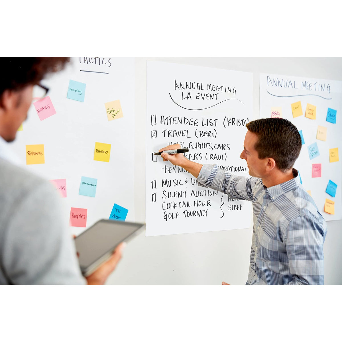 3M Post-it Easel Pad, 20 x 23 in, White, 2 Pack, Command Strips included