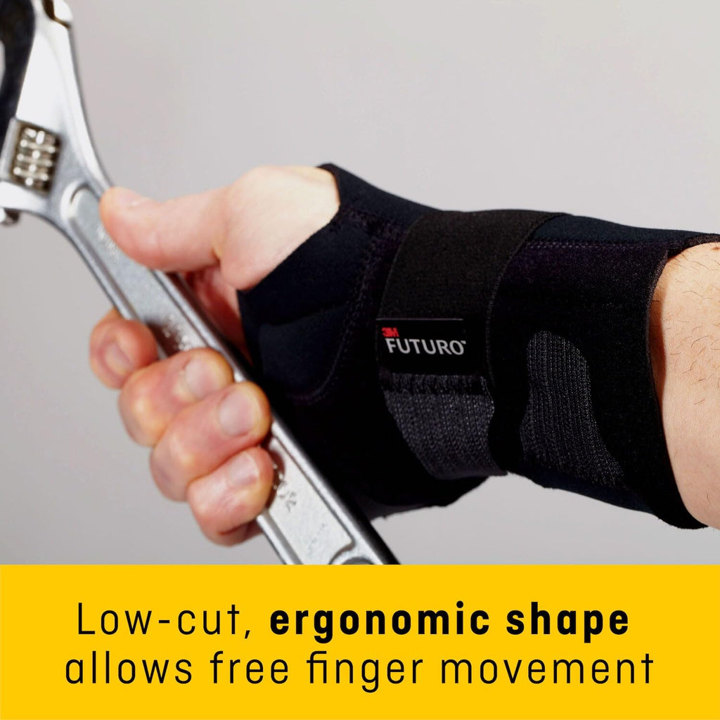 FUTURO Compression Stabilizing Wrist Brace, Breathable, Small/Medium