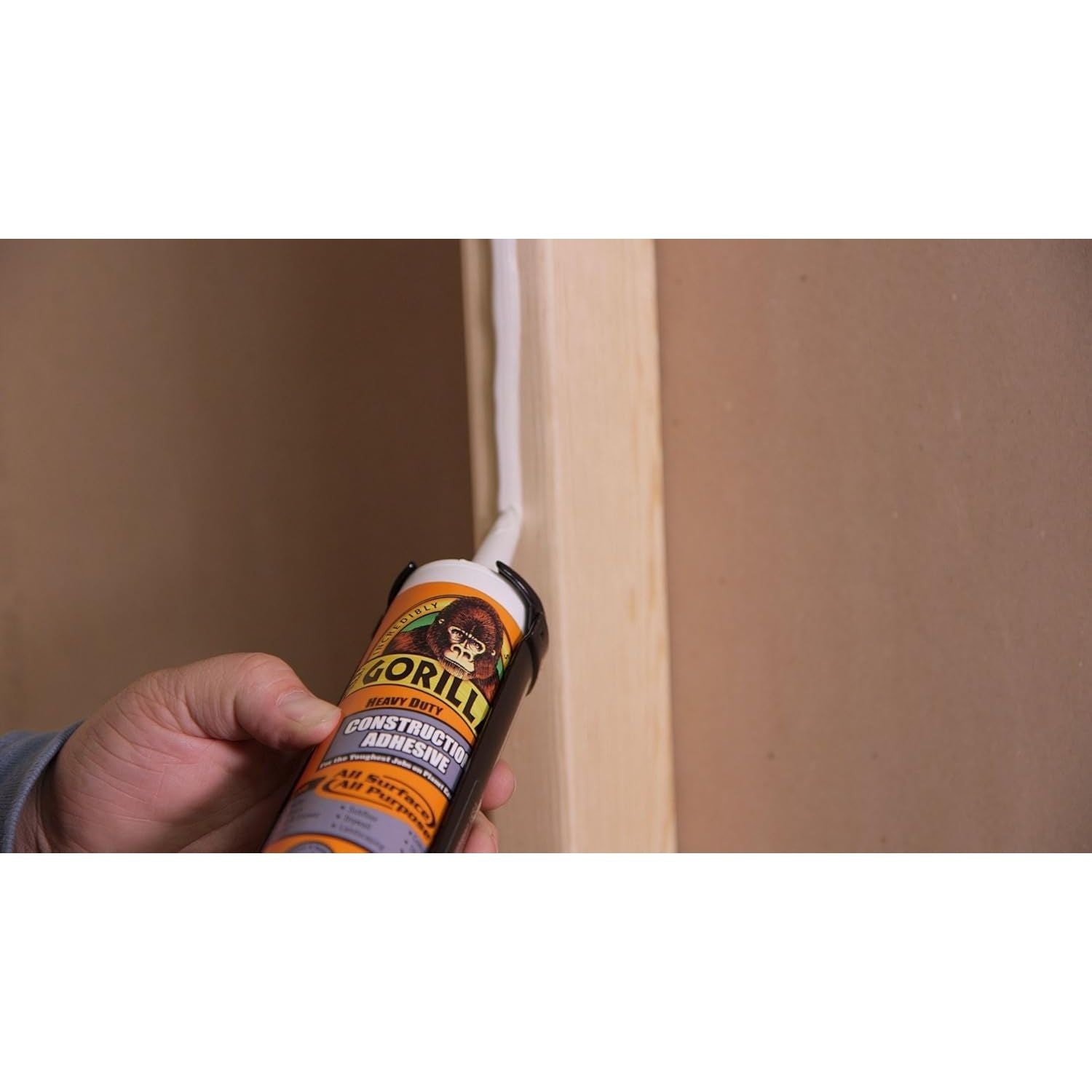 Buy now Gorilla Heavy Duty Construction Adhesive, White Glue, 9 Ounce Cartridge (Pack of 1) - Gap Filling and Waterproof at indiglob india