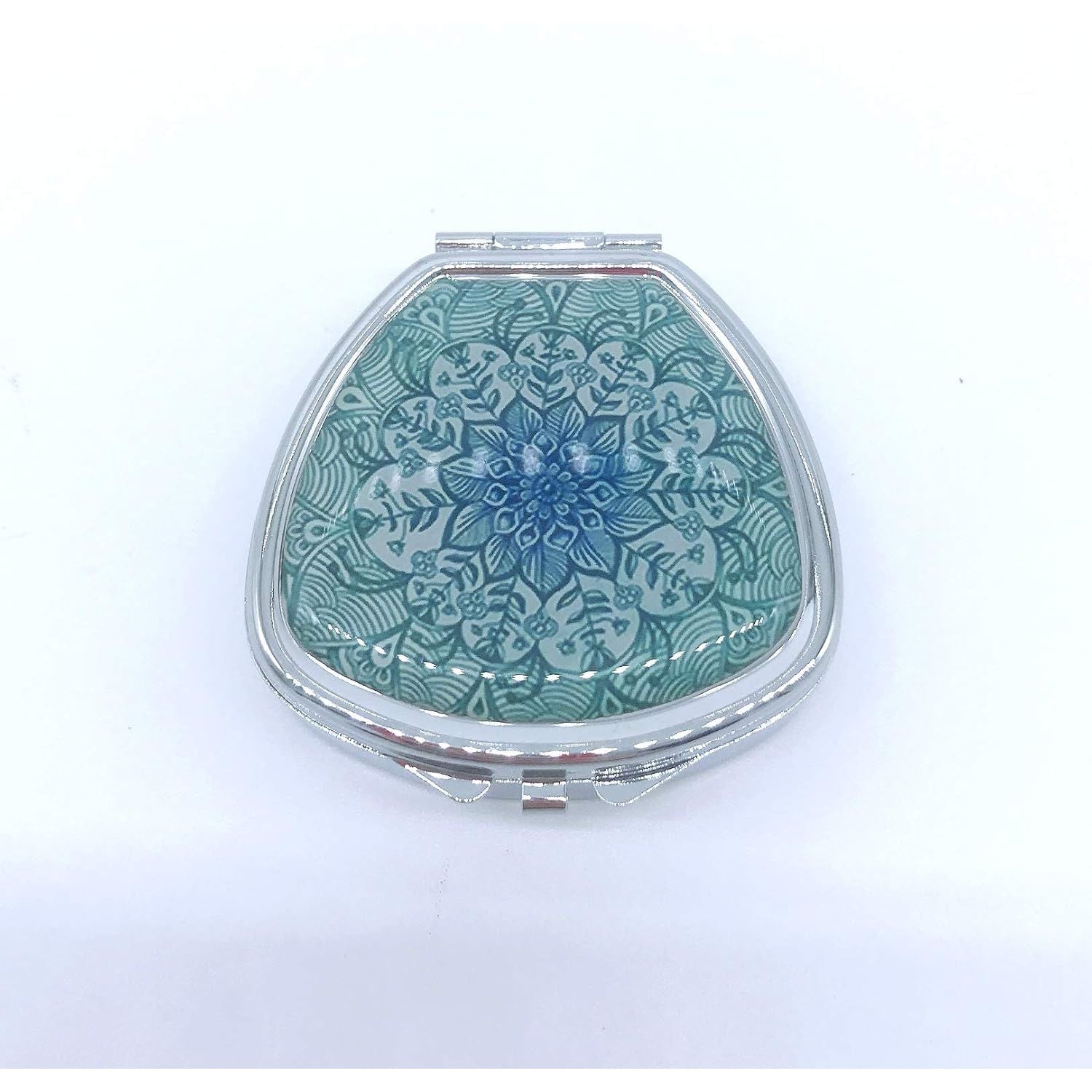 Buy now Pill Box,Green Mandala Pill Case for Purse Pocket Pill Organizer Decorative Boxes Silver Single Compartment Travel Medicine Tablet Holder Wallet at indiglob india