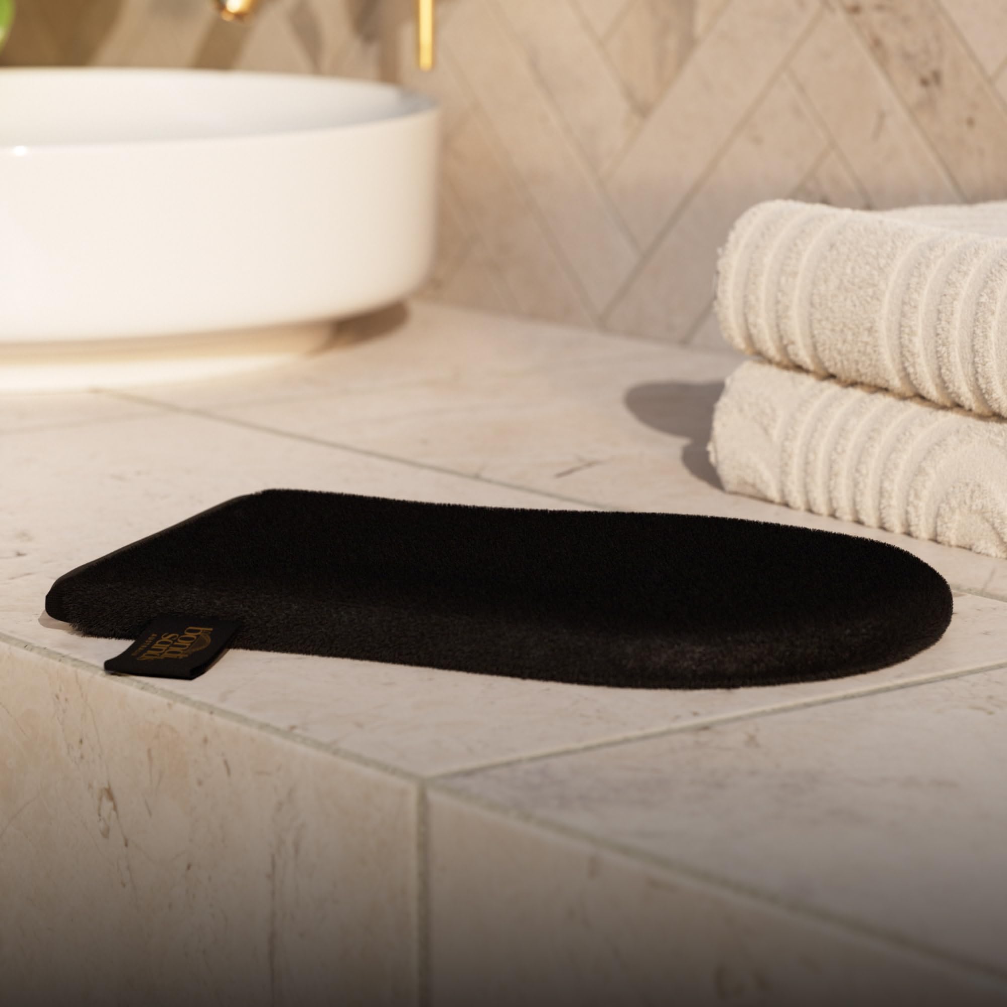 Bondi Sands Self-Tanning Mitt | Reusable Applicator Glove Evenly Applies Self-Tanner for a Natural, Bronzed, Streak-Free Appearance | Includes 1 Mitt