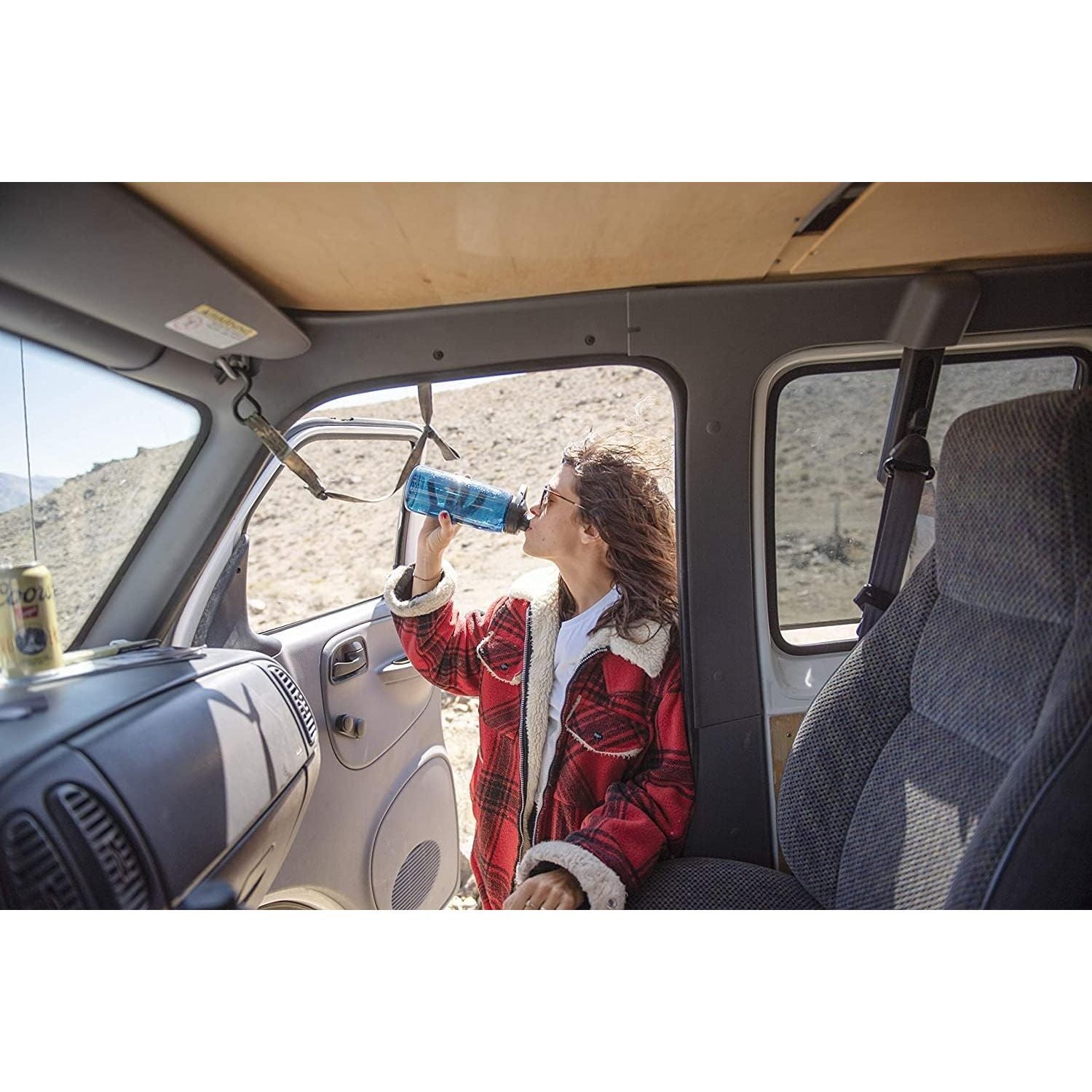 Buy now CamelBak Chute Mag BPA Free Water Bottle with Tritan Renew - Magnetic Cap at indiglob india