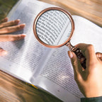 Hiceeden 10X Antique Magnifying Glass, Brass Handheld Magnifier with Wooden Handle, Decorative Reading Magnifying Lens, Vintage Gift for Elderly, Senior