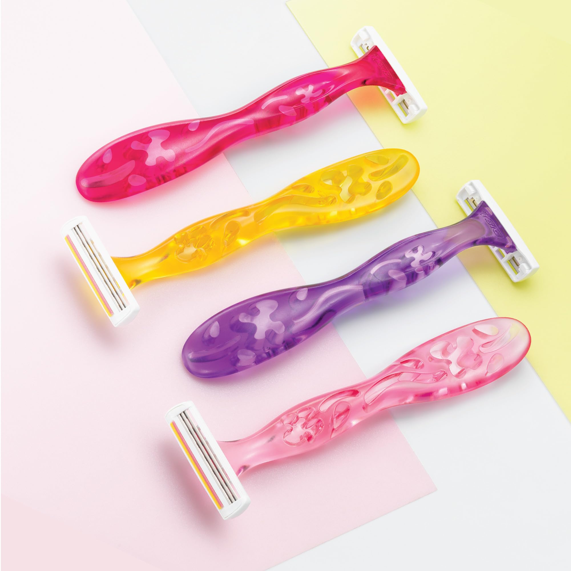 BIC Soleil Simply Smooth Women's Disposable 3 Blade Razors, Moisture Strip and Comfortable Handle, Skin Care Routine Kit, 8 Count (Pack of 2)