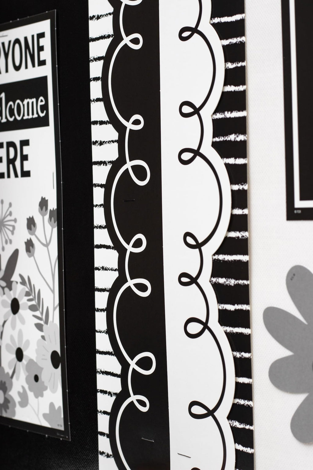 Teacher Created Resources Black with White Squiggles Die-Cut Rolled Border Trim - 50ft - Decorate Bulletin Boards, Walls, Desks, Windows, Doors, Lockers, Schools, Classrooms, Homeschool & Offices