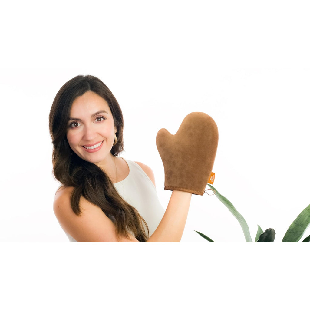 Self Tanning Mitt Applicator with Thumb, Streak-Free Sunless Tanner Glove | Ultra soft velvet, machine washable & reusable, works with tan mousse, lotion or spray, waterproof lining keeps hands clean