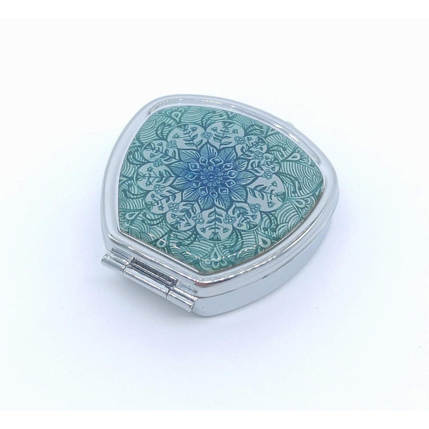 Buy now Pill Box,Green Mandala Pill Case for Purse Pocket Pill Organizer Decorative Boxes Silver Single Compartment Travel Medicine Tablet Holder Wallet at indiglob india