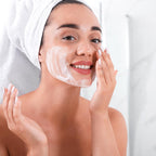 Amazon Basics Foaming Facial Cleanser with Ceramides & Hyaluronic Acid, Gentle Daily Face Wash, Non-Comedogenic, Fragrance-Free, 12 fl oz