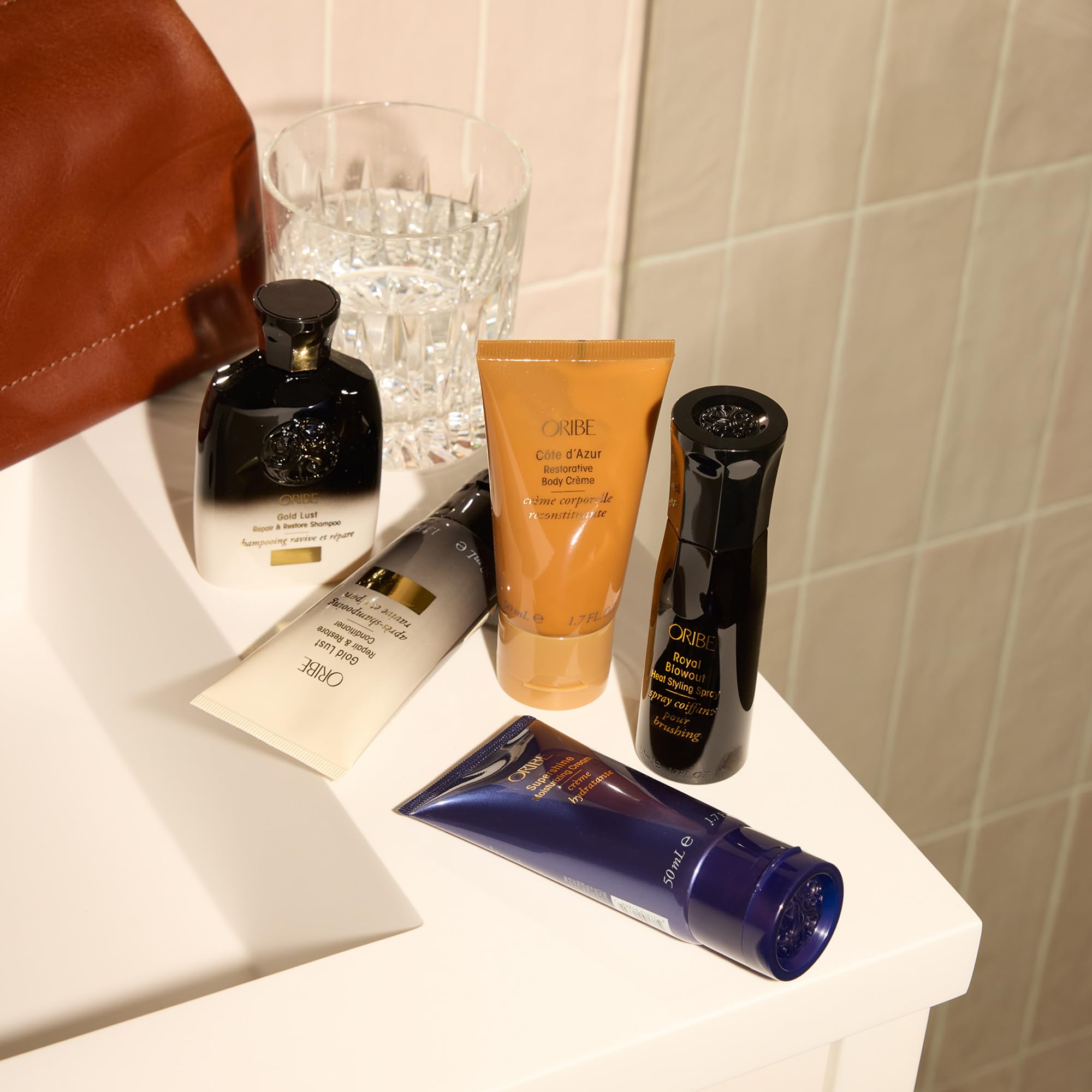 Oribe Gold Lust Repair & Restore Shampoo - Repairs Damaged Hair