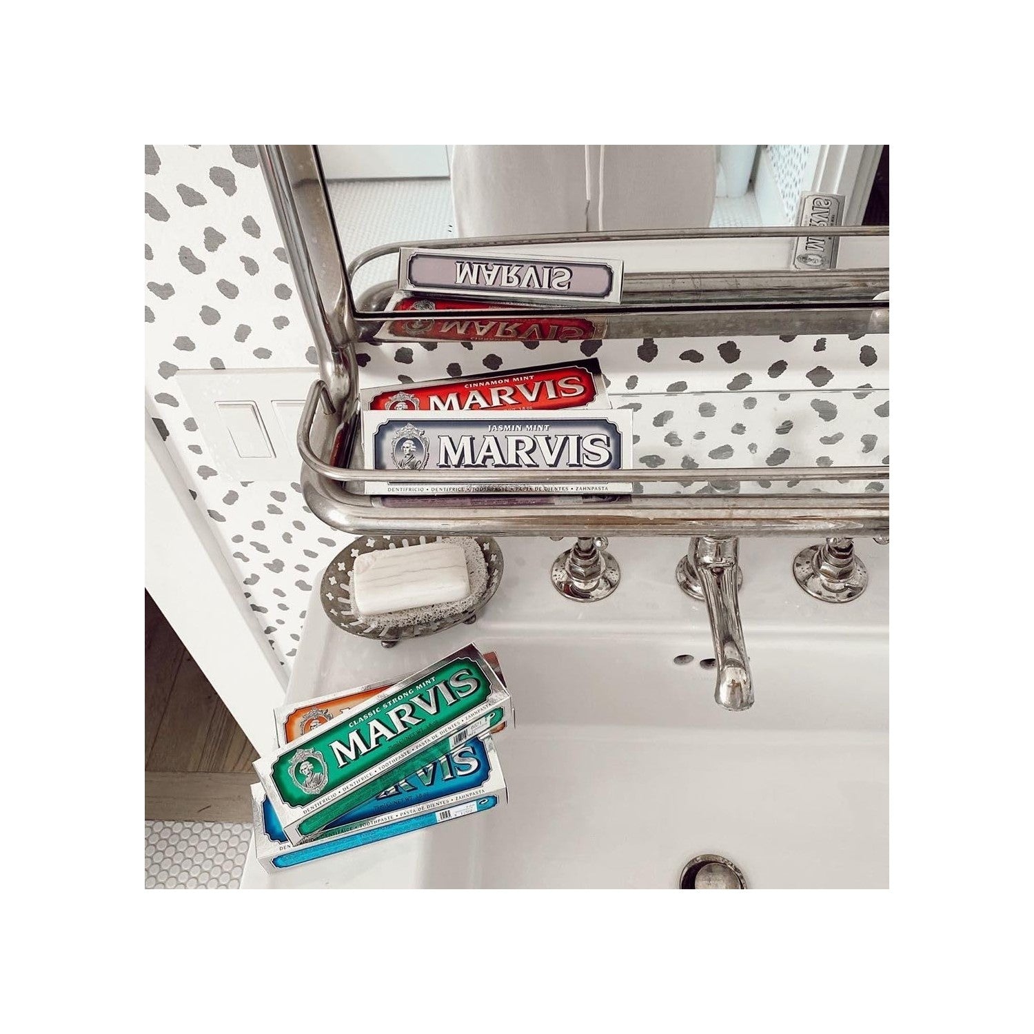Buy now Marvis Whitening Mint Toothpaste at indiglob india