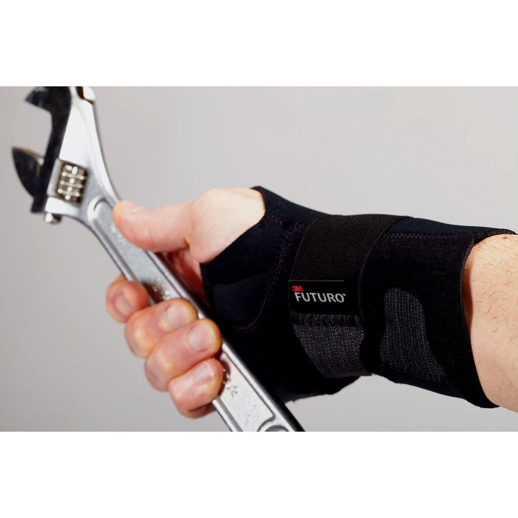 FUTURO Compression Stabilizing Wrist Brace, Breathable, Small/Medium
