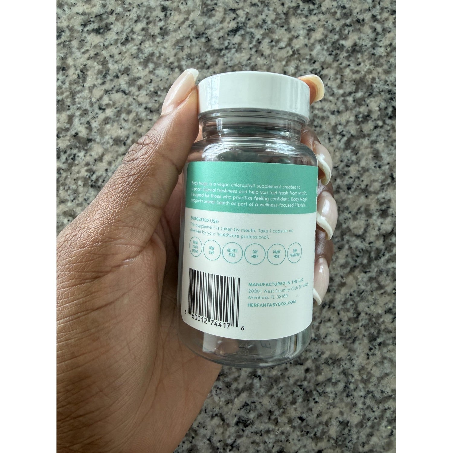 Her Fantasy Box | Body Magic | Chlorophyll Capsules – Vegan Detox & Digestion Support, Gut & Skin Health, Natural Energy Booster – 30 Capsules (200 mg)
