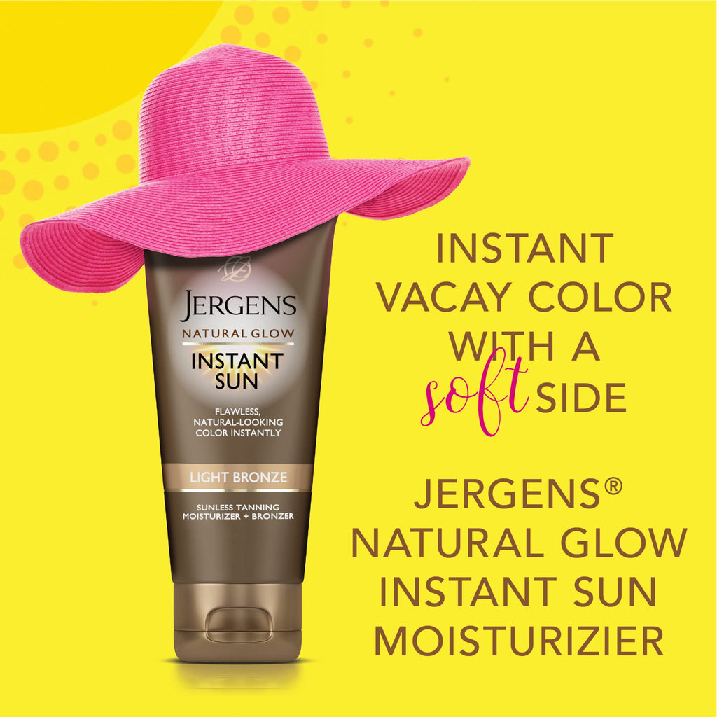 Jergens Natural Glow Instant Tanning Moisturizer, Light Bronze, 6 fl oz | Instant Bronze Color, Natural-Looking Tan, Lightweight Formula, Streak-Free Application, Sunless Glow