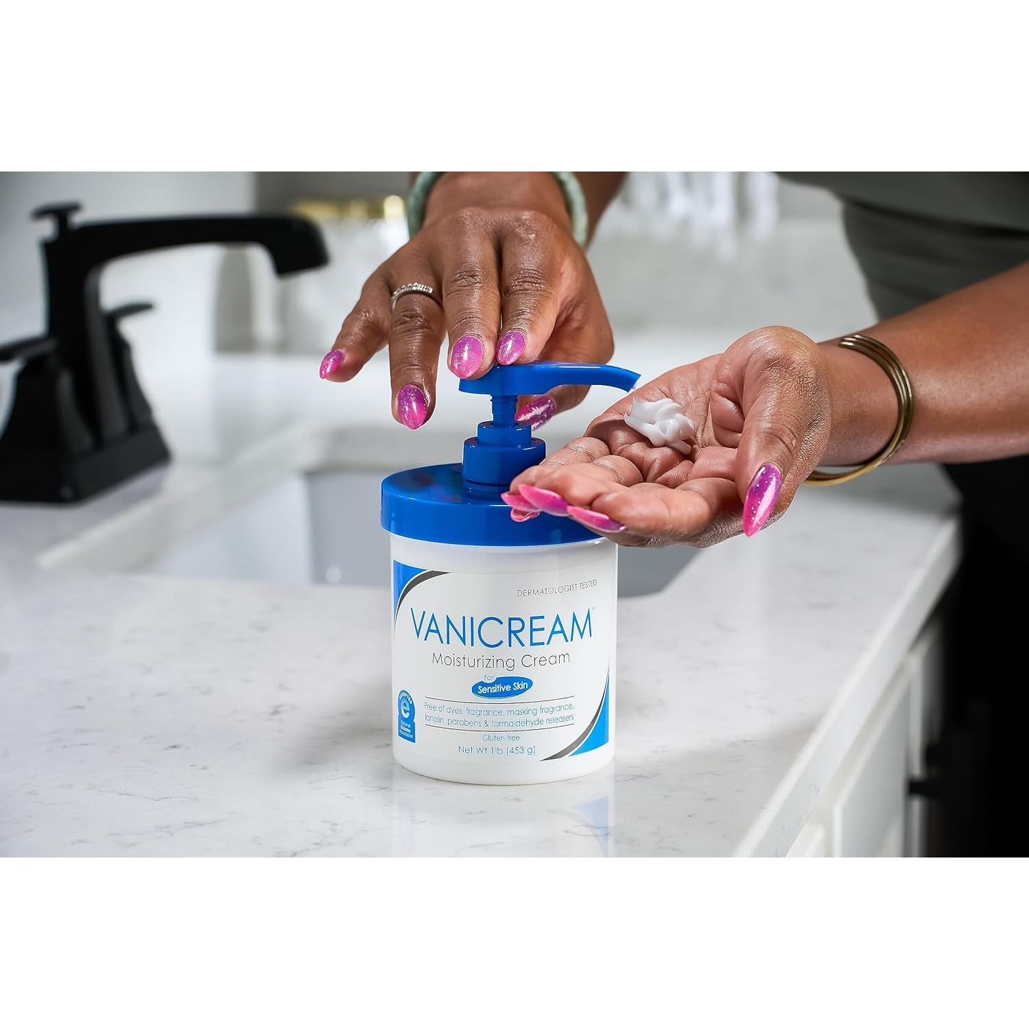 Buy now Vanicream Moisturizing Skin Cream with Pump Dispenser - 16 fl oz (1 lb) - Moisturizer Formulated Without Common Irritants for Those with Sensitive Skin at indiglob india