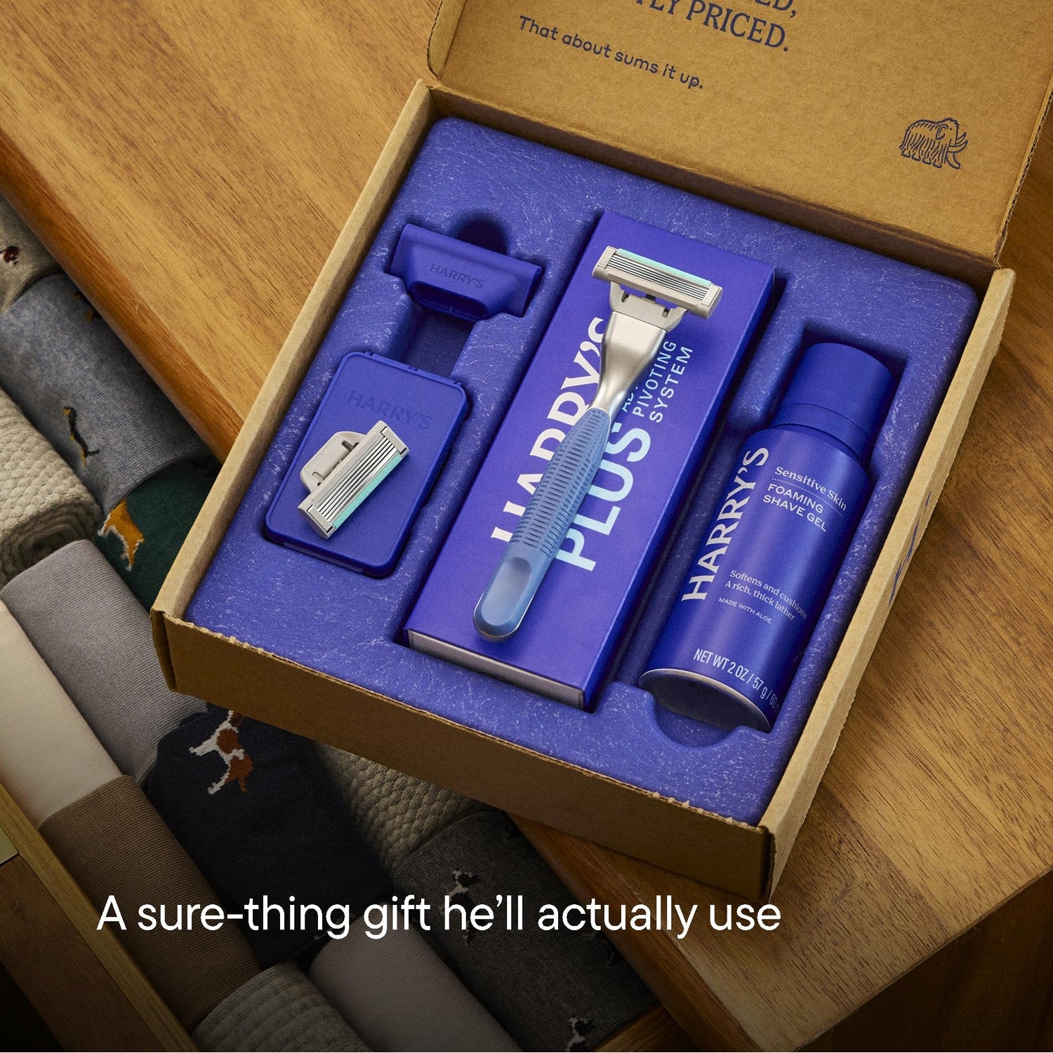 Harry's Plus Shaving Kit for Men - Premium Handle, 5 Razor Blade Cartridges, Foaming Shave Gel, and Travel Blade Cover - TSA Approved Travel Essentials - Advanced Pivoting System - Clay