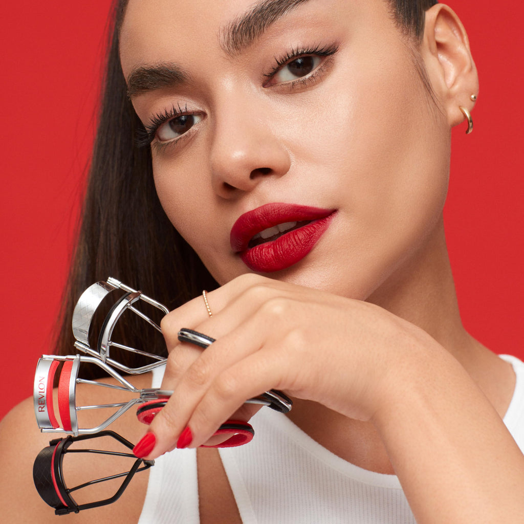 Buy now Revlon Triple-Stepped Lash Curler, Eyelash Lift For a Super-Curled Look in One Squeeze, 3-Tiered Pads for Gentle, Tug-Free Curling, 1 Count at indiglob india