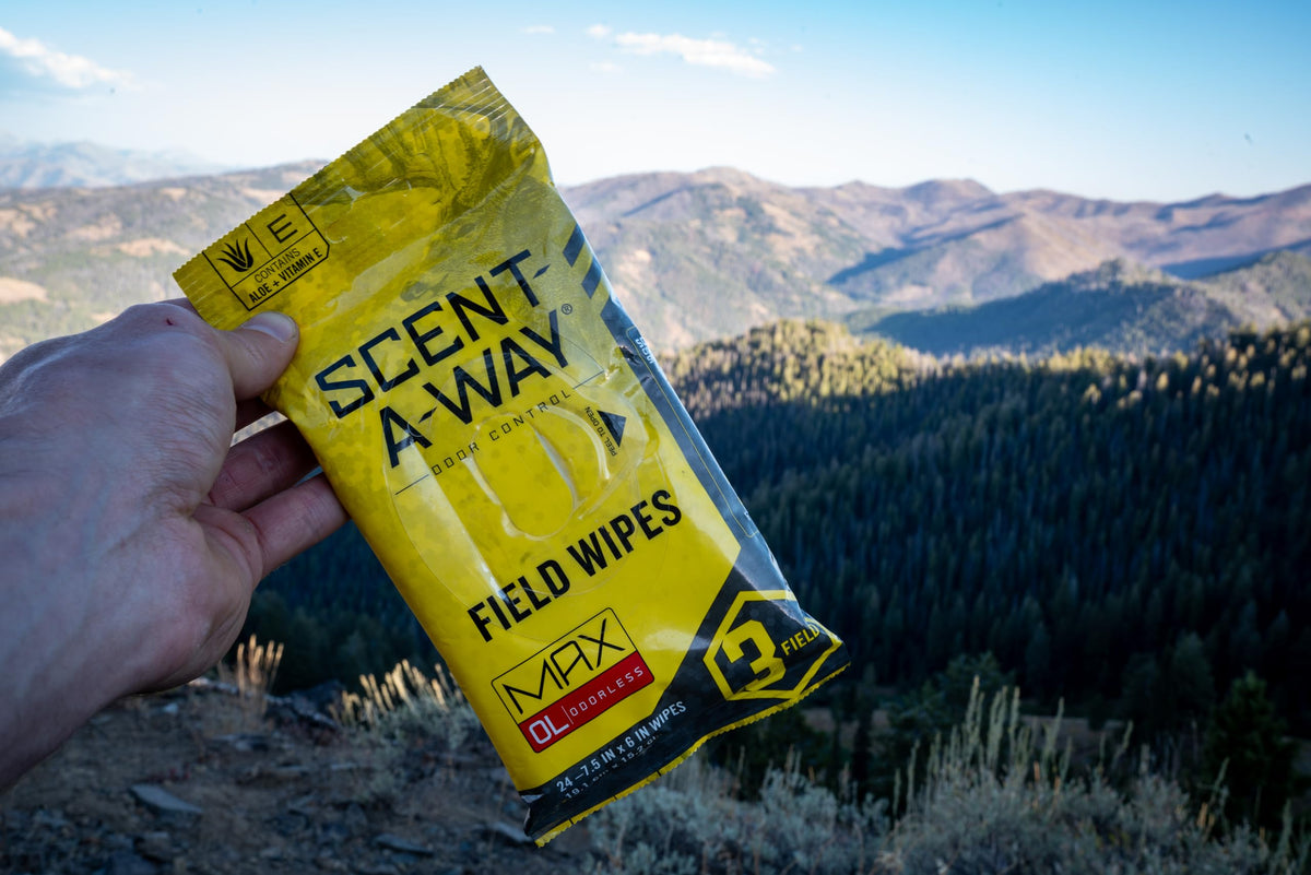 Hunters Specialties Scent-A-Way MAX Odorless Field Wipes - Scent Control Unscented Alcohol-Free Pre-Moistened Wipes for Hunters, Trappers, Anglers, and Campers, 24 Pack