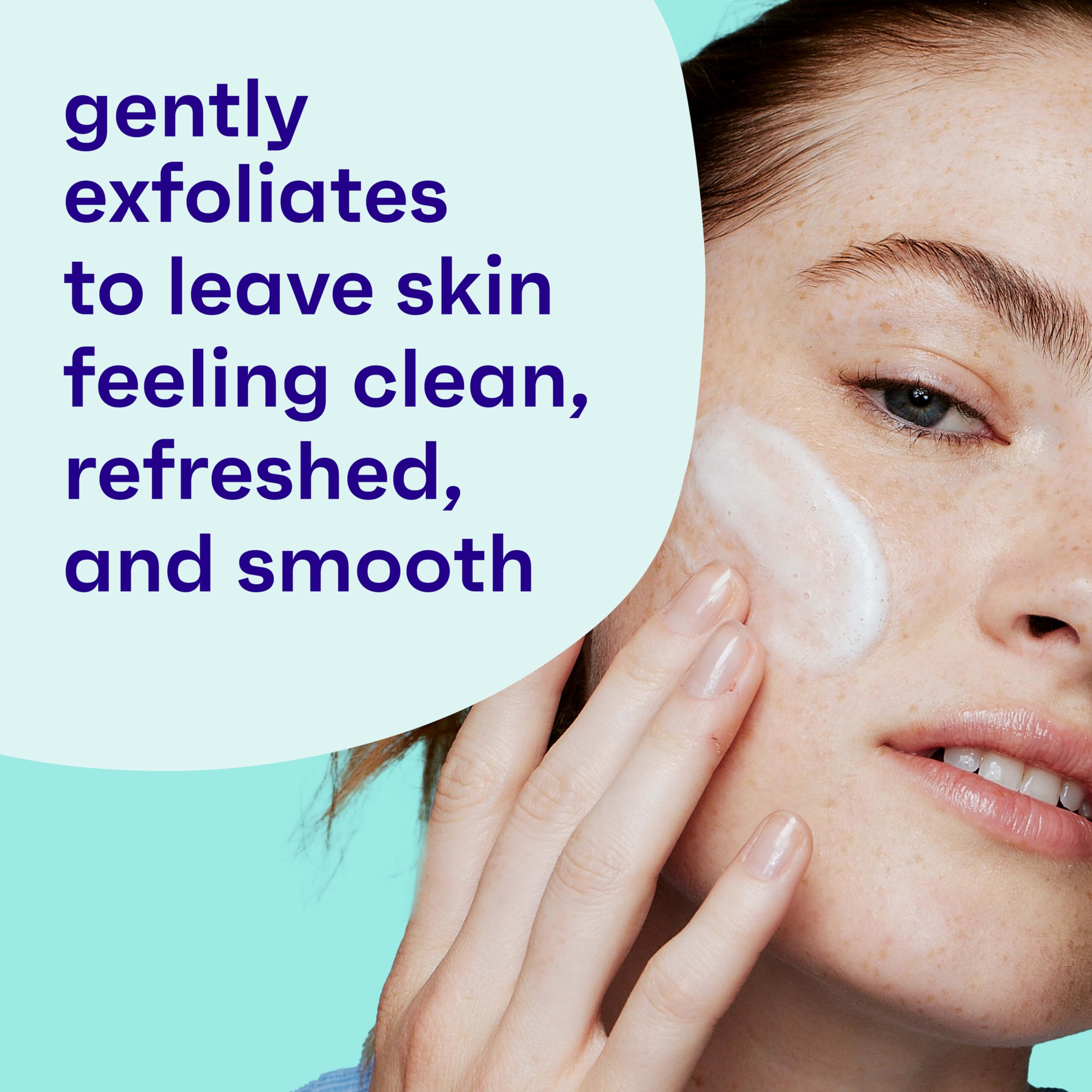 Clean & Clear Oil-Free Deep Action Exfoliating Facial Cleanser, 7 fl oz | Pro-Vitamin B5, Gentle Exfoliating Daily Face Wash, Smooth Hydrated Skin, Paraben-Free