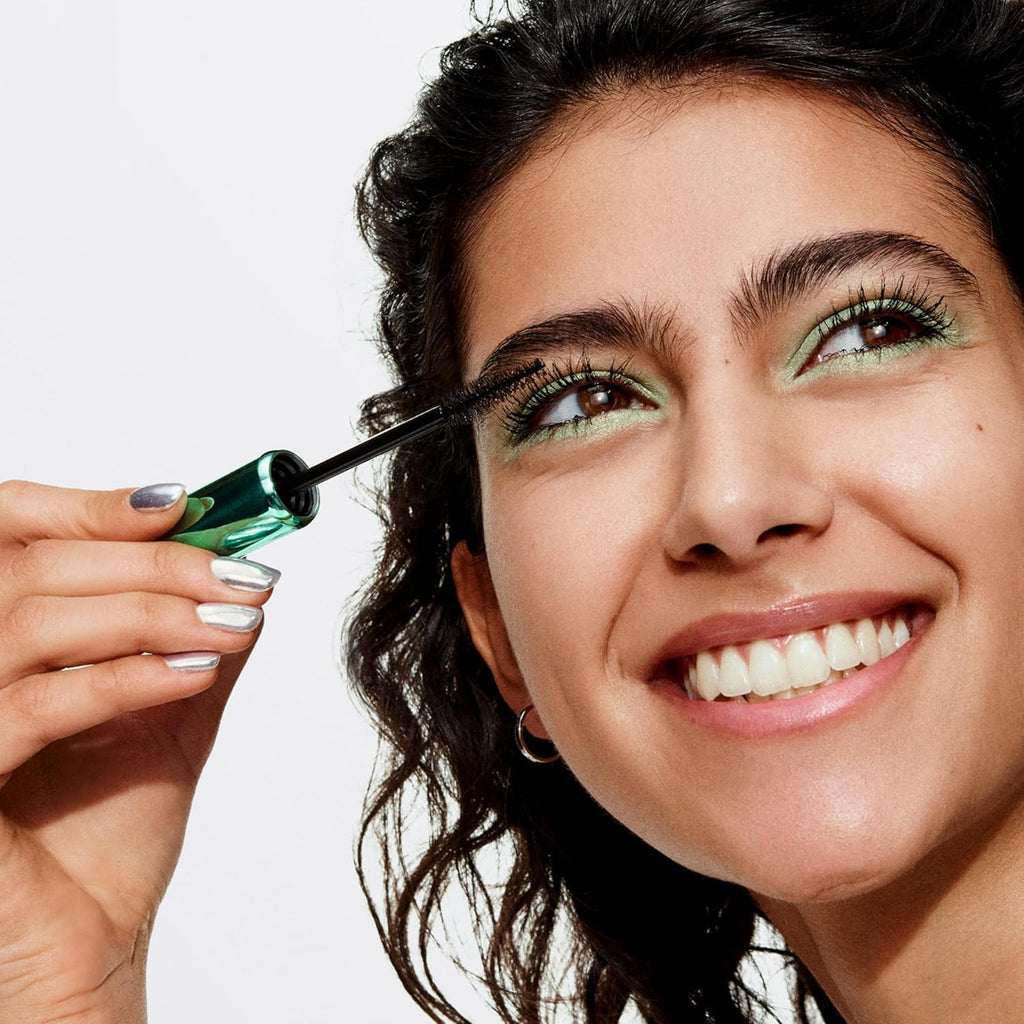 Buy now Clinique High Impact High-Fi Full Volume Water-Resistant Mascara | Volumizing, Non-Clumping, Smudge-Proof + Safe For Sensitive Eyes at indiglob india