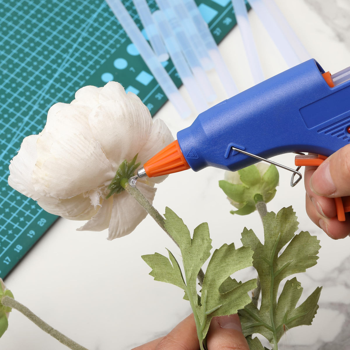Mr. Pen Hot Glue Gun Kit - Glue Gun with 10 Glue Sticks, Mini Craft Glue Gun Set