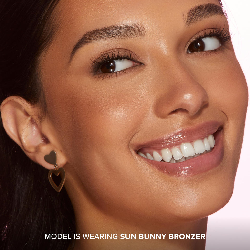 Buy now Too Faced Sun Bunny Bronzer | Buildable Highlighter + Bronzer Duo for Luminous Glow and Sun-Kissed Finish, 0.28 Ounce at indiglob india