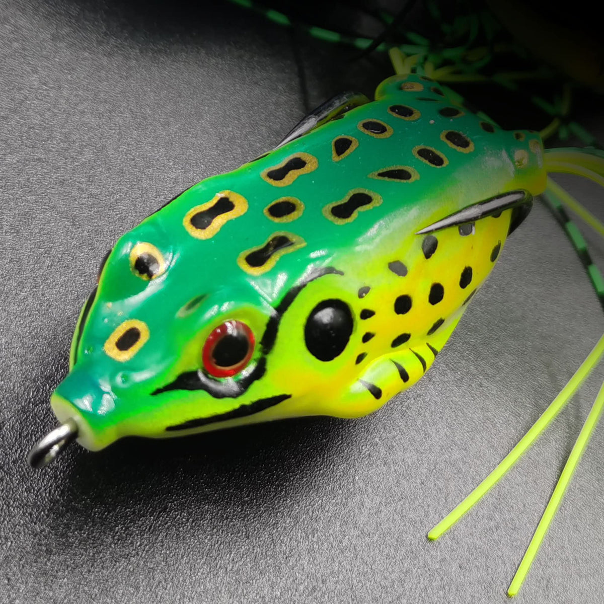 5pcs Frog Lure Ray Frog Topwater Fishing Crankbait Lures/Artificial Soft Bait 5.5CM 8G Soft Tube Bait,Especially for Bass Snakehead,Freshwater Soft Bai Musky Tackle Box Spitted weedless bas