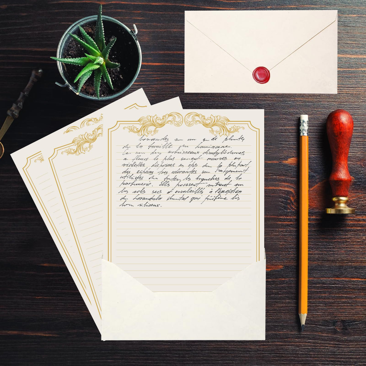 XXINMOH 90 Piece Stationery Set - 60 Vintage-Style Paper Sheets + 30 Envelopes, Gold Border Letter Writing Paper for Love Letters & Party Invitations