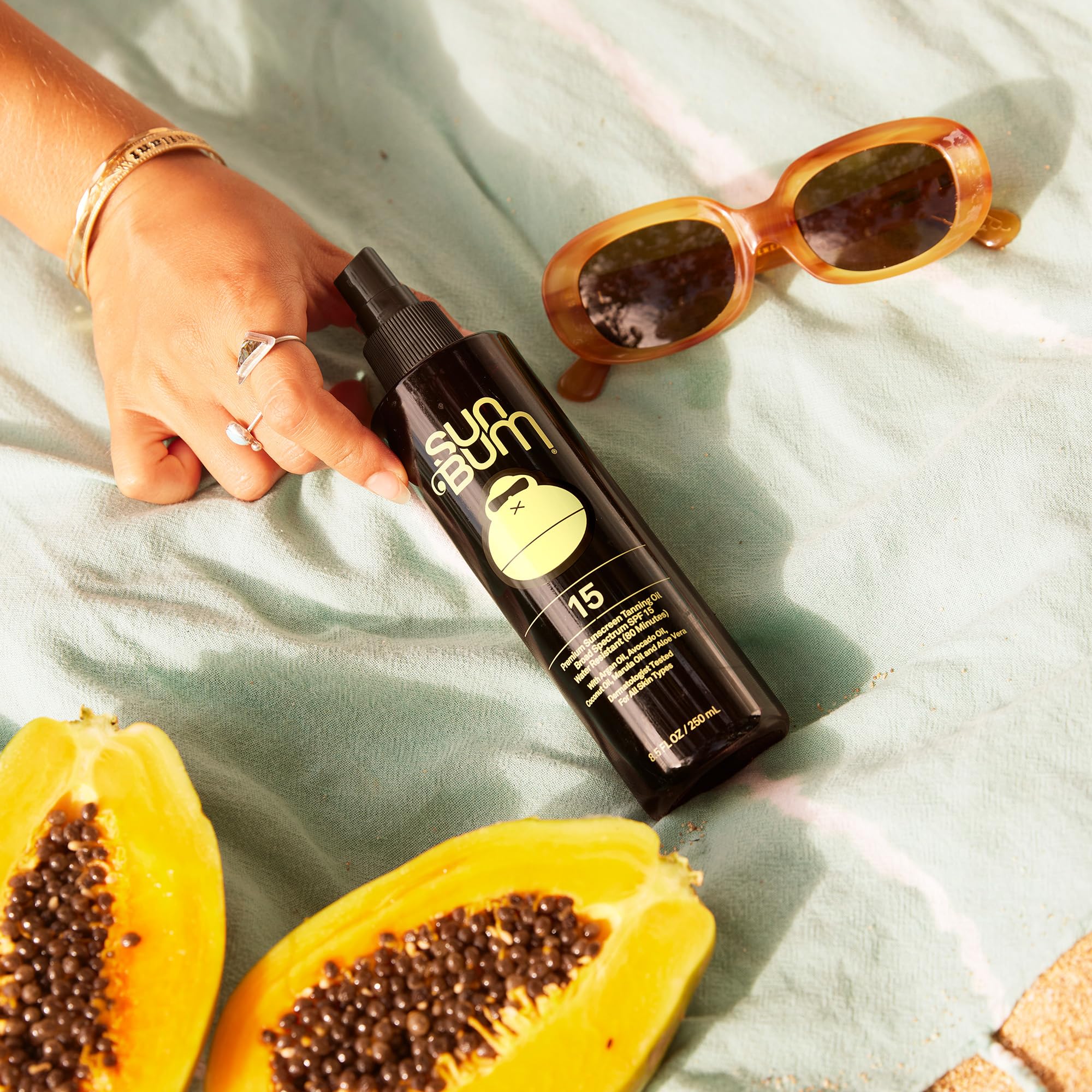 Buy now Sun Bum SPF 15 Moisturizing Tanning Oil - Vegan and Hawaii 104 Act Compliant (Octinoxate & Oxybenzone Free) - Broad Spectrum Moisturizing - UVA/UVB Protection - 8.5 oz at indiglob india