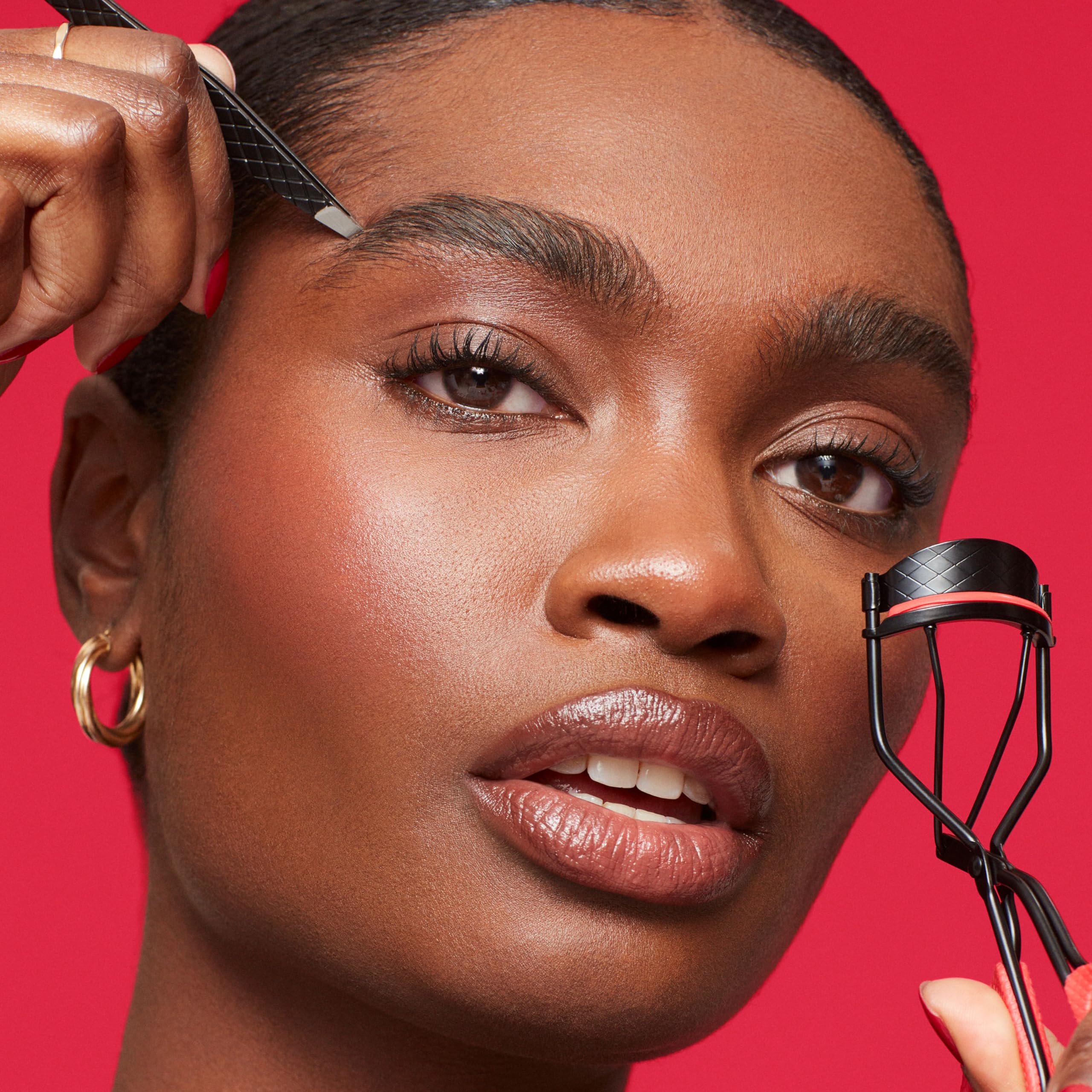 Buy now Revlon Extra Curl Lash Curler, Gives an All Day Dramatic Curl, with Finger Grips for a Non Slip Grip, Easy to Use, 1 Count at indiglob india