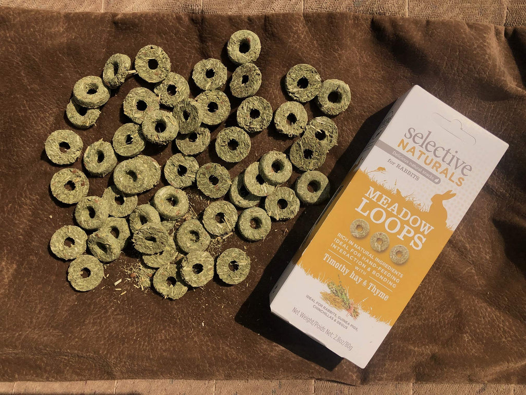 Supreme Petfoods 3 Pack of Selective Naturals Meadow Loops, 2.8 Ounces each, with Timothy Hay and Thyme