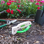AccuSharp Garden Tool Sharpener, Diamond-Honed Tungsten Carbide Blades, Restores, Repairs, Sharpens & Hones Lawnmower Blades, Secateurs, Limb Loppers, Hoes, Shovels, and Scythes