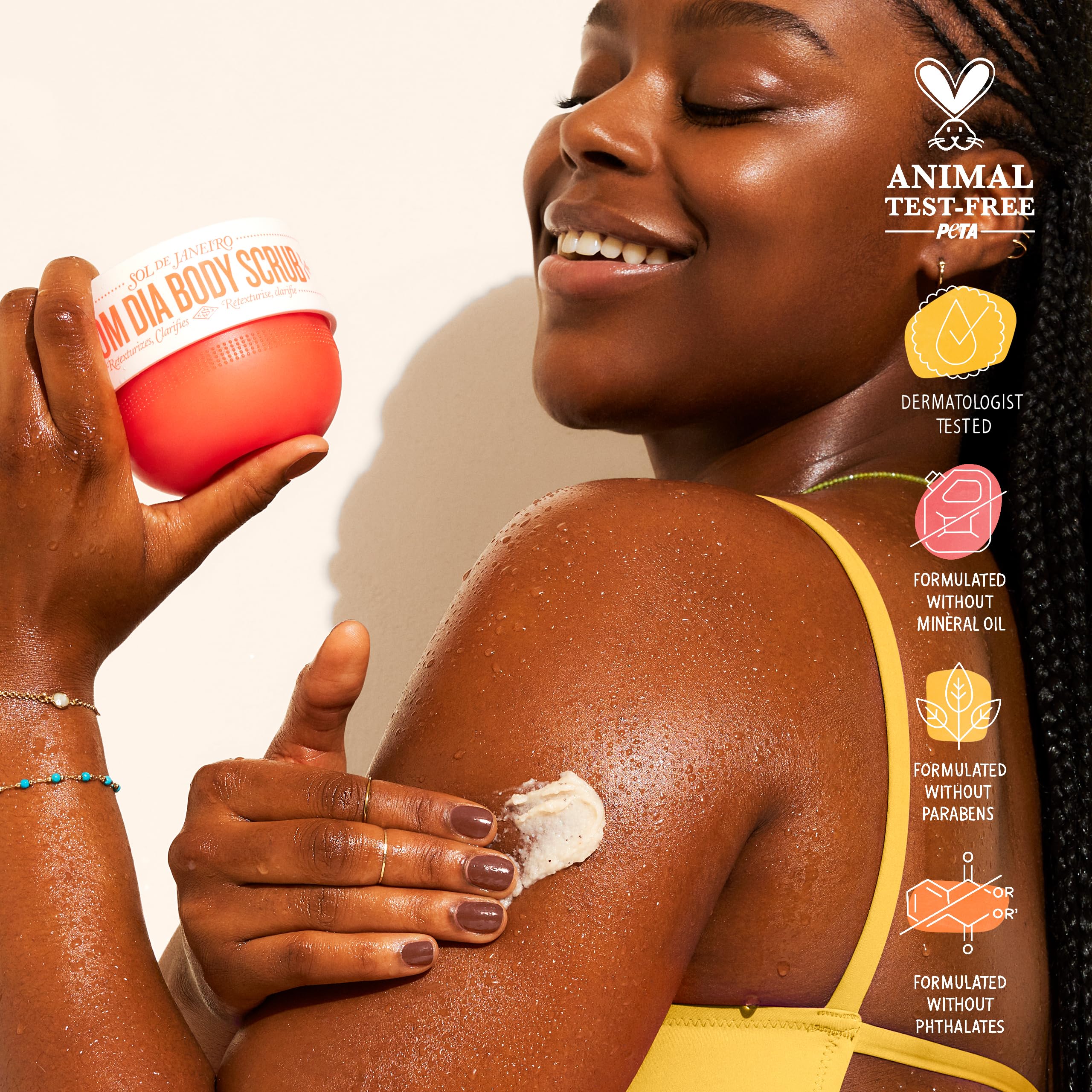 Buy now Sol de Janeiro Bom Dia Bright Body Scrub 220g/7.8 oz. at indiglob india