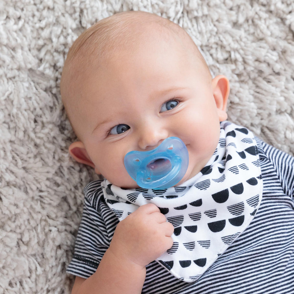 Buy now Chicco PhysioForma Silicone Orthodontic Pacifier, 0-6m | 100% Soft Silicone | Supports Breathing & Oral Development | Satin-Textured Nipple | Includes Sterilizing Case | BPA Free | Blue/Green, 2pk at indiglob india