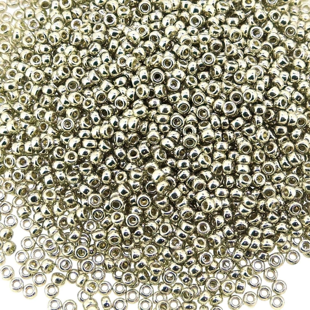 Buy now Miyuki Round Rocaille's Seed Beads Size 15/0 8.2g Duracoat Galvanized Silver 15-4201 at indiglob india