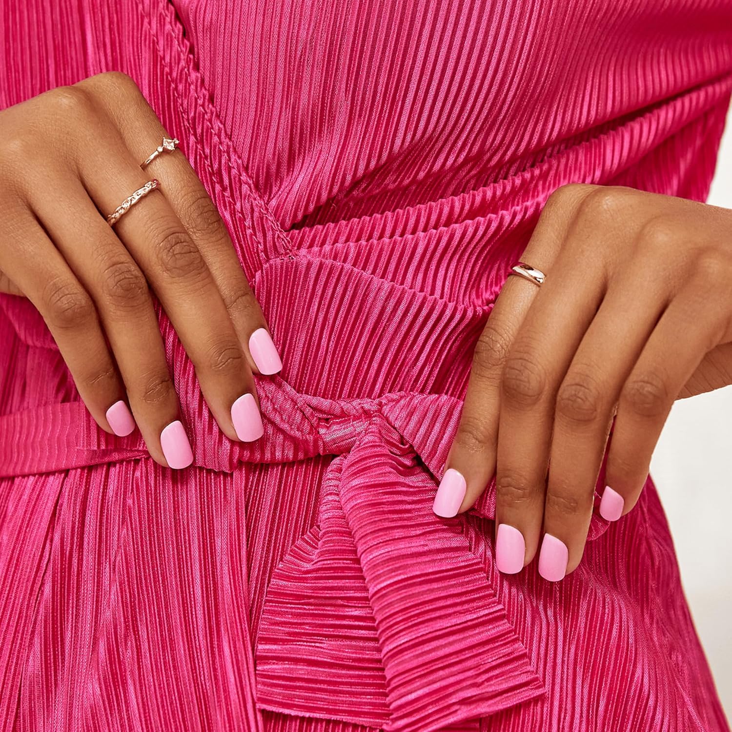 Buy now KISS imPRESS No Glue Mani Press On Nails, Color, Includes 30 Nails, Prep Pad, Instructions Sheet, 1 Manicure Stick, 1 Mini File at indiglob india